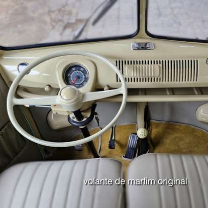 VOLKSWAGEN-KOMBI-1973