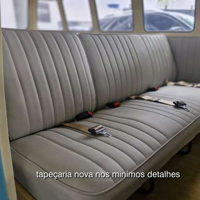 VOLKSWAGEN-KOMBI-1973