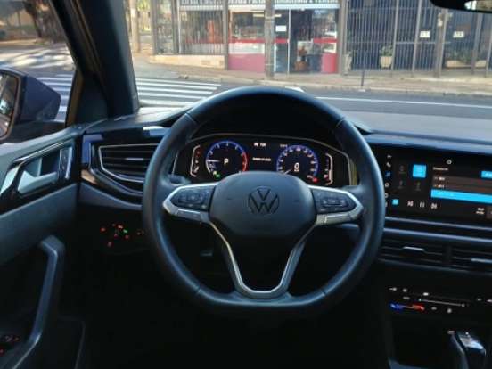 VOLKSWAGEN-NIVUS-1.0 200 TSI TOTAL FLEX HIGHLINE AUTOMÁTICO VOLKSWAGEN-NIVUS-2023