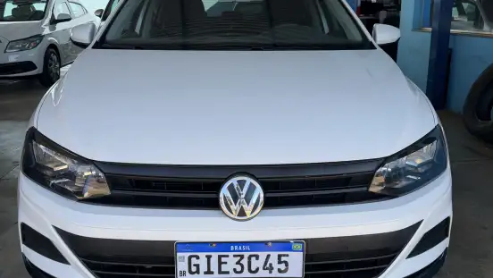 VOLKSWAGEN-POLO-2017