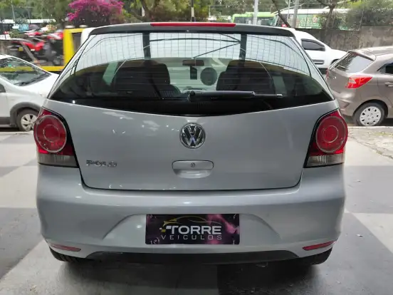 VOLKSWAGEN-POLO-1.6 MI 8V FLEX 4P MANUAL VOLKSWAGEN-POLO-2011