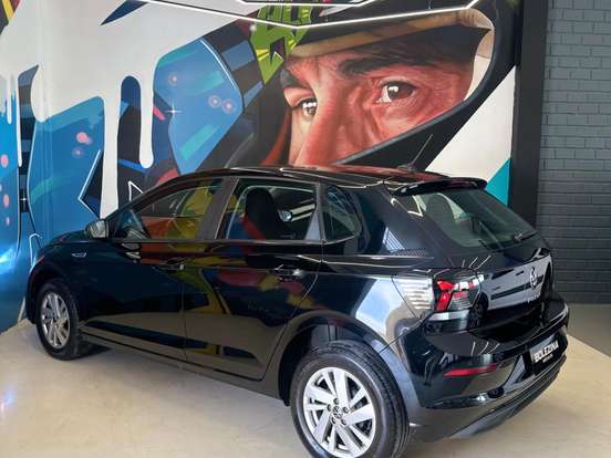 VOLKSWAGEN-POLO-1.0 170 TSI COMFORTLINE AUTOMÁTICO VOLKSWAGEN-POLO-2024