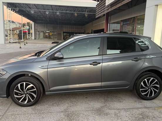 VOLKSWAGEN-POLO-1.0 170 TSI HIGHLINE AUTOMÁTICO VOLKSWAGEN-POLO-2023