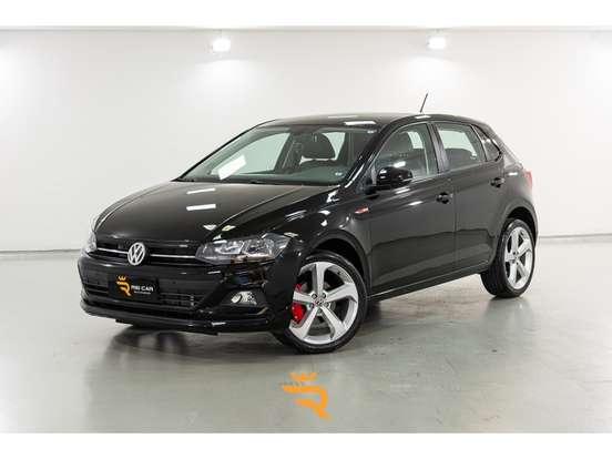 VOLKSWAGEN-POLO-2021