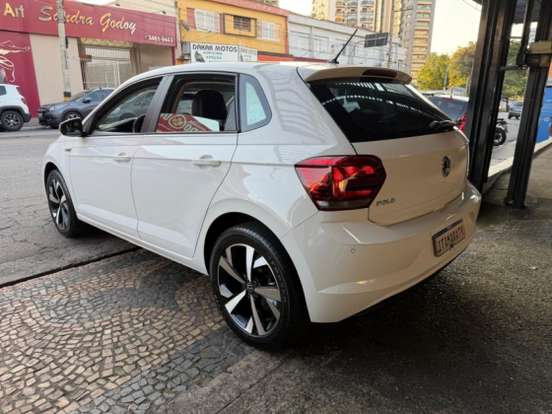 VOLKSWAGEN-POLO-1.0 200 TSI COMFORTLINE AUTOMÁTICO VOLKSWAGEN-POLO-2018