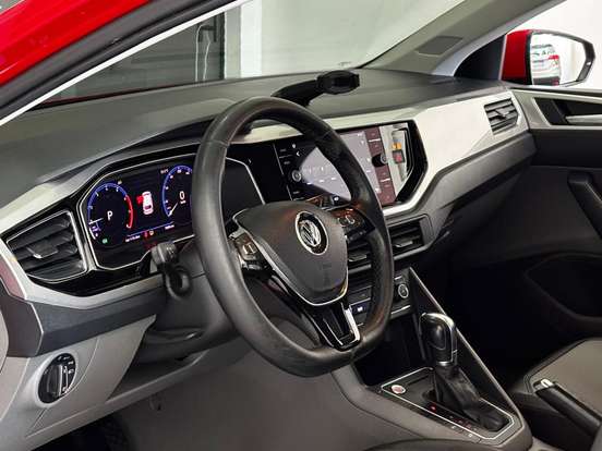 VOLKSWAGEN-POLO-1.0 200 TSI HIGHLINE AUTOMÁTICO VOLKSWAGEN-POLO-2019