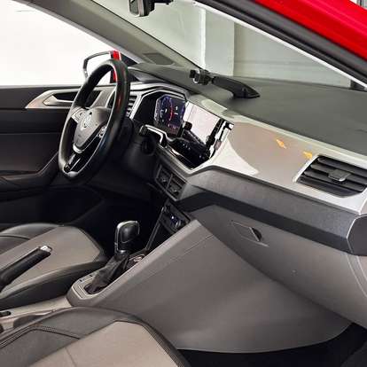 VOLKSWAGEN-POLO-2019