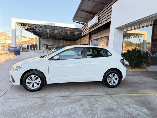 VOLKSWAGEN-POLO-2023