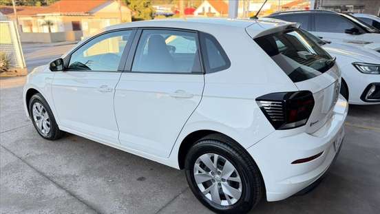VOLKSWAGEN-POLO-2023