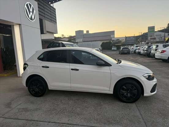 VOLKSWAGEN-POLO-2024