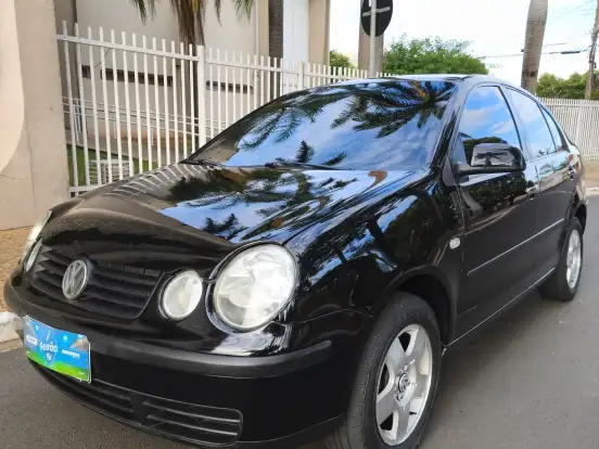 VOLKSWAGEN-POLO SEDAN-1.6 8V GASOLINA 4P MANUAL VOLKSWAGEN-POLO SEDAN-2003