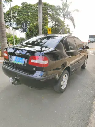 VOLKSWAGEN-POLO SEDAN-2003