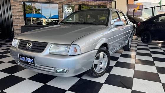 VOLKSWAGEN SANTANA 1.8 MI 8V ÁLCOOL 4P MANUAL