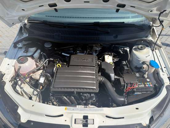 VOLKSWAGEN-SAVEIRO-2023