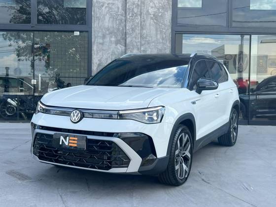 VOLKSWAGEN TAOS 1.4 250 TSI TOTAL FLEX HIGHLINE AUTOMÁTICO