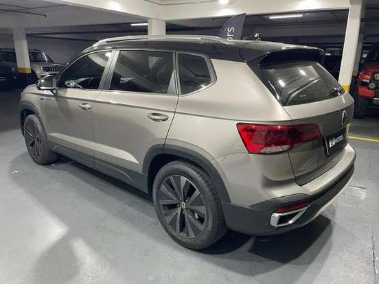 VOLKSWAGEN-TAOS-1.4 250 TSI TOTAL FLEX HIGHLINE AUTOMÁTICO VOLKSWAGEN-TAOS-2022