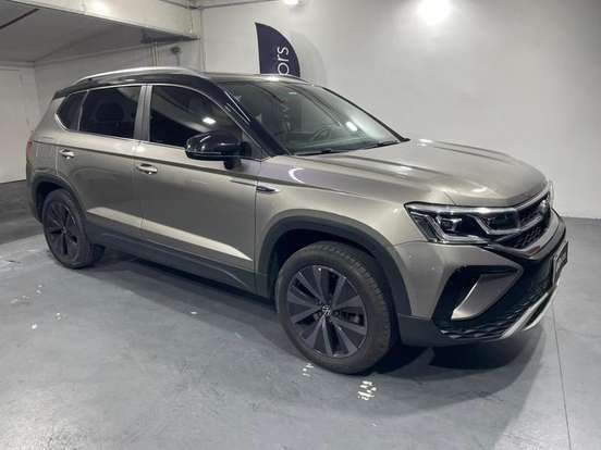 VOLKSWAGEN-TAOS-2022
