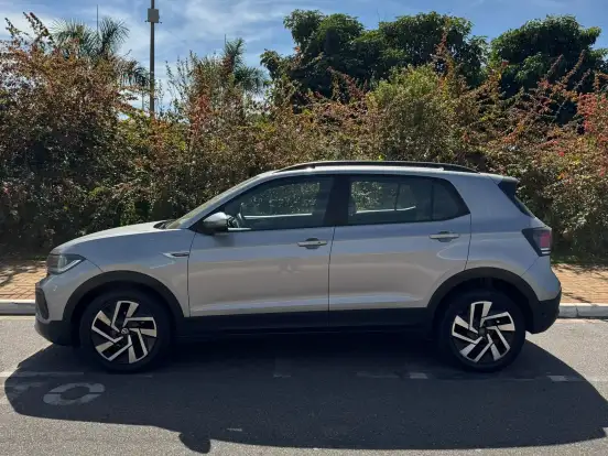 VOLKSWAGEN-T-CROSS-1.0 200 TSI TOTAL FLEX COMFORTLINE AUTOMÁTICO VOLKSWAGEN-T-CROSS-2024