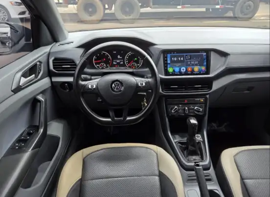 VOLKSWAGEN-T-CROSS-2020