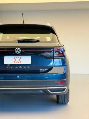 VOLKSWAGEN-T-CROSS-2019