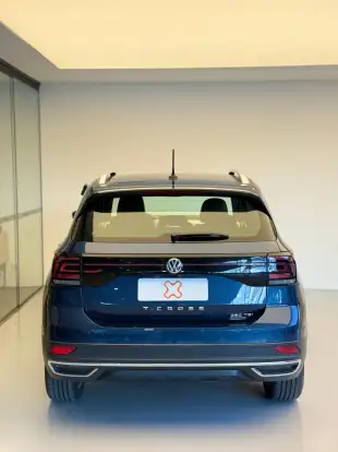 VOLKSWAGEN-T-CROSS-2019