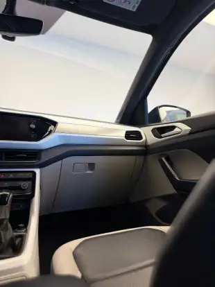 VOLKSWAGEN-T-CROSS-2019