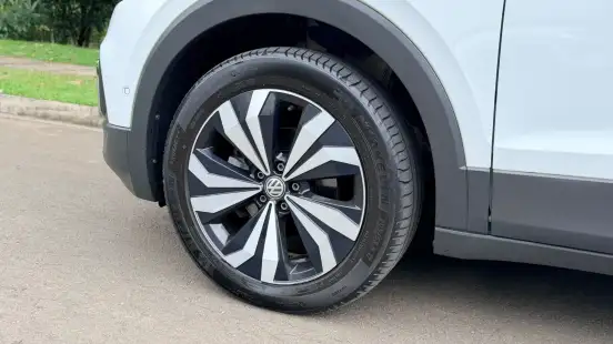 VOLKSWAGEN-T-CROSS-2021