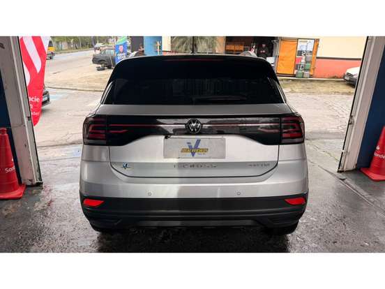 VOLKSWAGEN-T-CROSS-1.0 200 TSI TOTAL FLEX AUTOMÁTICO VOLKSWAGEN-T-CROSS-2023