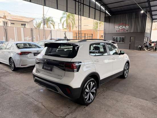 VOLKSWAGEN-T-CROSS-1.0 200 TSI TOTAL FLEX AUTOMÁTICO VOLKSWAGEN-T-CROSS-2025