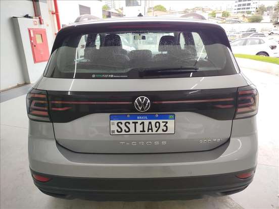 VOLKSWAGEN-T-CROSS-1.0 200 TSI TOTAL FLEX AUTOMÁTICO VOLKSWAGEN-T-CROSS-2023