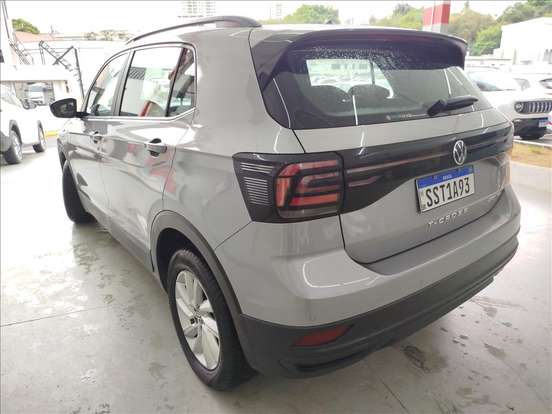VOLKSWAGEN-T-CROSS-1.0 200 TSI TOTAL FLEX AUTOMÁTICO VOLKSWAGEN-T-CROSS-2023