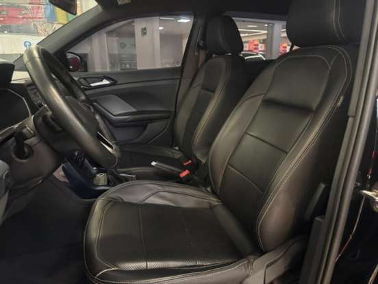 VOLKSWAGEN-T-CROSS-2023