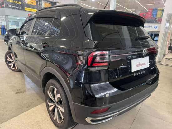 VOLKSWAGEN-T-CROSS-2023