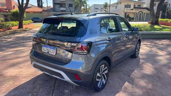 VOLKSWAGEN-T-CROSS-2024