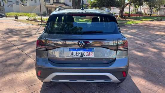 VOLKSWAGEN-T-CROSS-2024