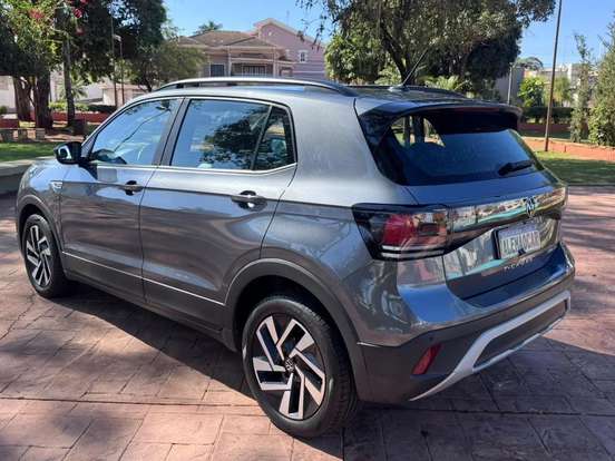 VOLKSWAGEN-T-CROSS-1.0 200 TSI TOTAL FLEX COMFORTLINE AUTOMÁTICO VOLKSWAGEN-T-CROSS-2024