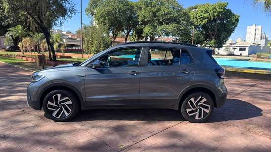 VOLKSWAGEN-T-CROSS-2024