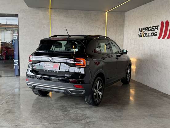 VOLKSWAGEN-T-CROSS-2019