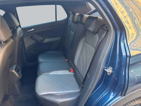 VOLKSWAGEN-T-CROSS-2024