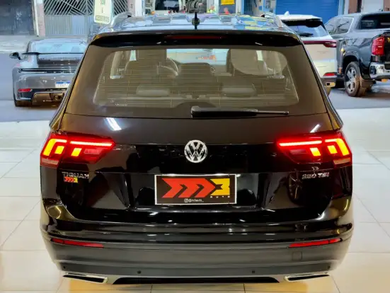VOLKSWAGEN-TIGUAN-2018