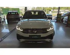 VOLKSWAGEN TIGUAN 2.0 300 TSI GASOLINA ALLSPACE R-LINE AUTOMÁTICO VOLKSWAGEN TIGUAN 2.0 300 TSI GASOLINA ALLSPACE R-LINE AUTOMÁTICO