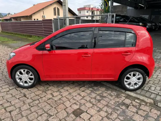 VOLKSWAGEN-UP-2014