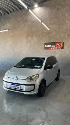 VOLKSWAGEN-UP-2015