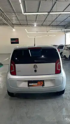 VOLKSWAGEN-UP-2015