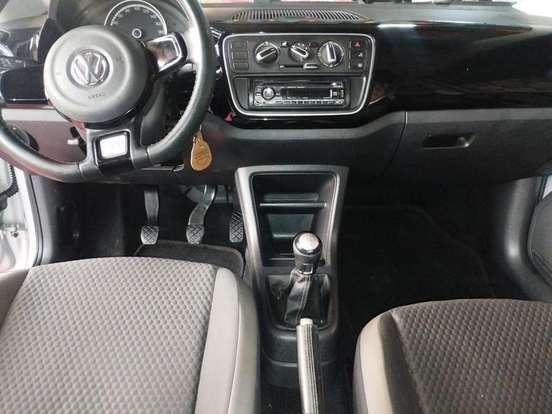 VOLKSWAGEN-UP-1.0 MPI HIGH UP 12V FLEX 4P MANUAL VOLKSWAGEN-UP-2014
