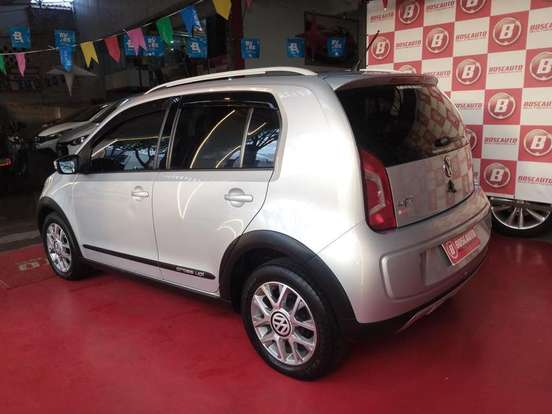 VOLKSWAGEN-UP-1.0 MPI HIGH UP 12V FLEX 4P MANUAL VOLKSWAGEN-UP-2014