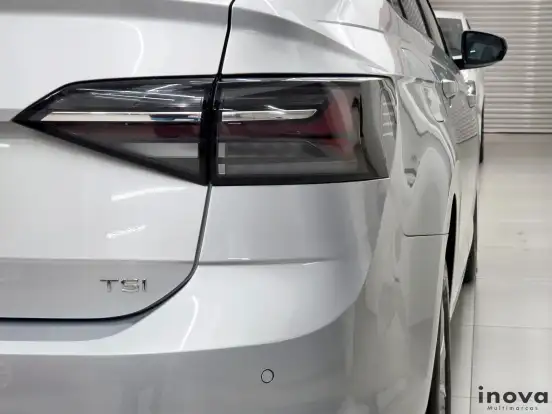 VOLKSWAGEN-VIRTUS-2024