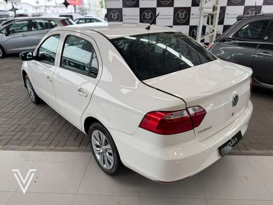 VOLKSWAGEN-VOYAGE-1.0 12V MPI TOTALFLEX 4P MANUAL VOLKSWAGEN-VOYAGE-2022