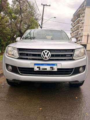 VOLKSWAGEN-AMAROK-2011