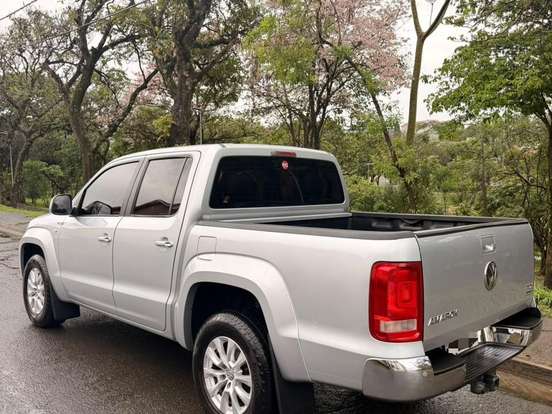 VOLKSWAGEN-AMAROK-2.0 HIGHLINE 4X4 CD 16V TURBO INTERCOOLER DIESEL 4P AUTOMÁTICO VOLKSWAGEN-AMAROK-2011